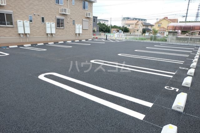 20/27 駐車場