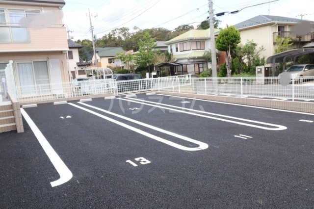 16/19 駐車場