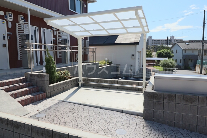 20/23 エントランス