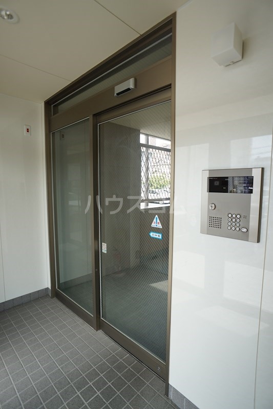 29/30 エントランス