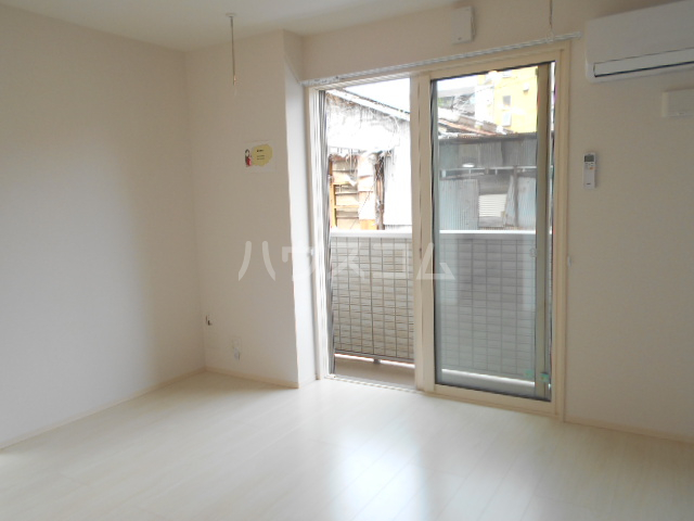 20/30 バルコニー