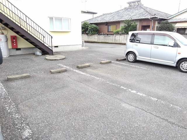 14/20 駐車場