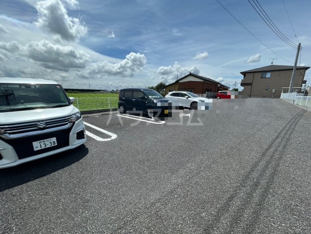 4/7 駐車場