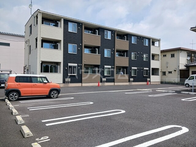 16/22 駐車場