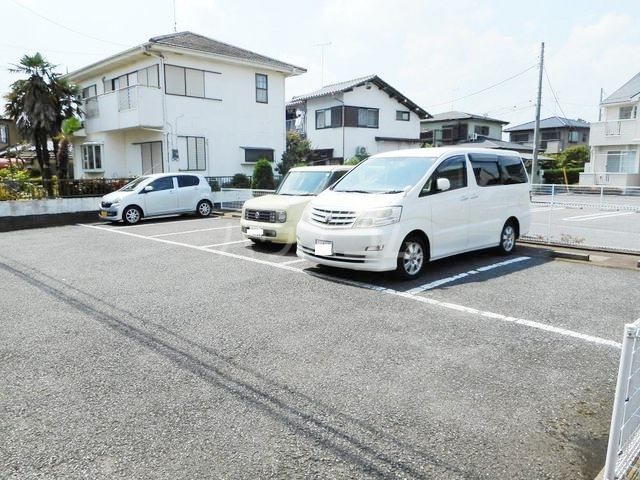 14/20 駐車場