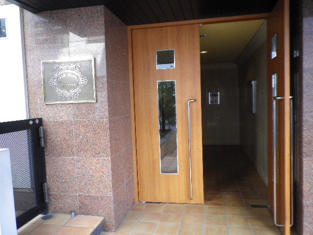 29/30 エントランス