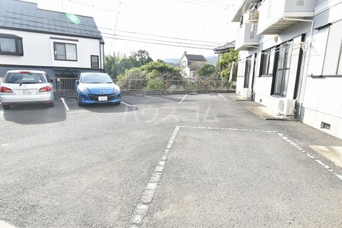 14/17 駐車場