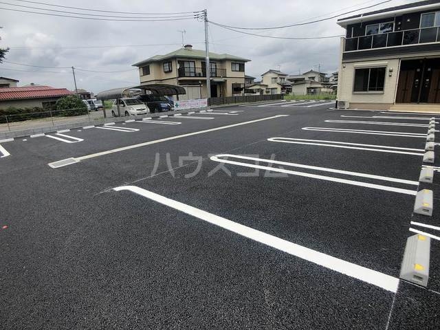 14/20 駐車場