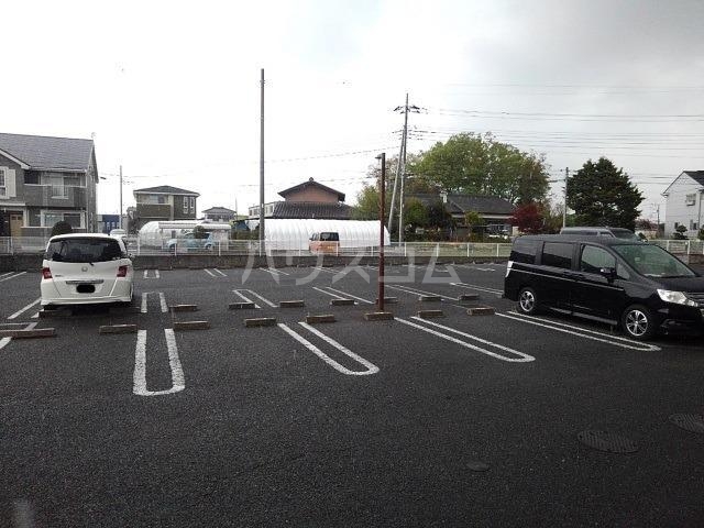 2/8 駐車場