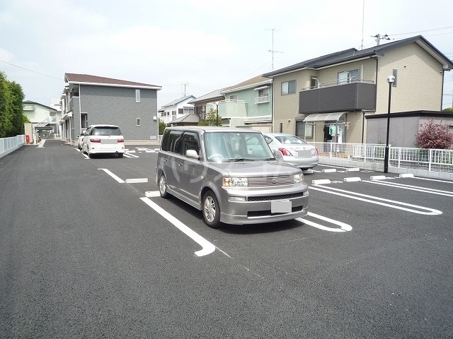 14/20 駐車場
