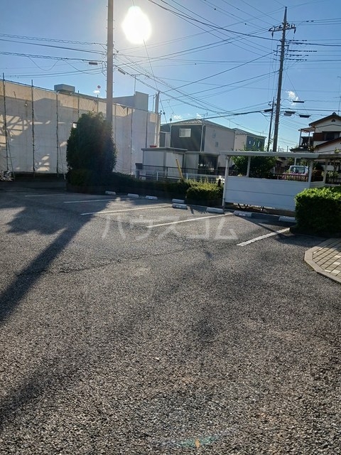 14/20 駐車場