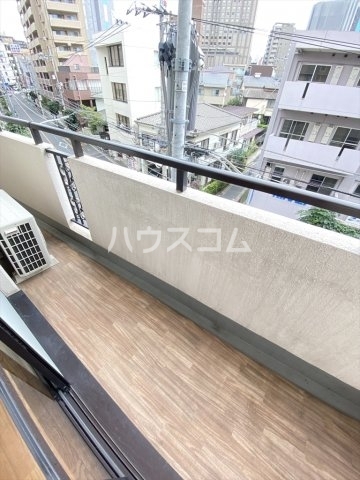 23/30 バルコニー