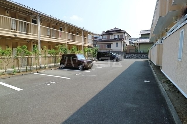 2/2 駐車場