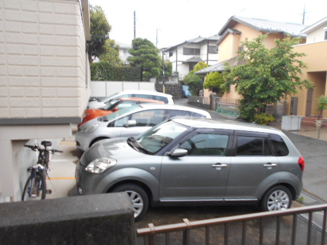 14/16 駐車場