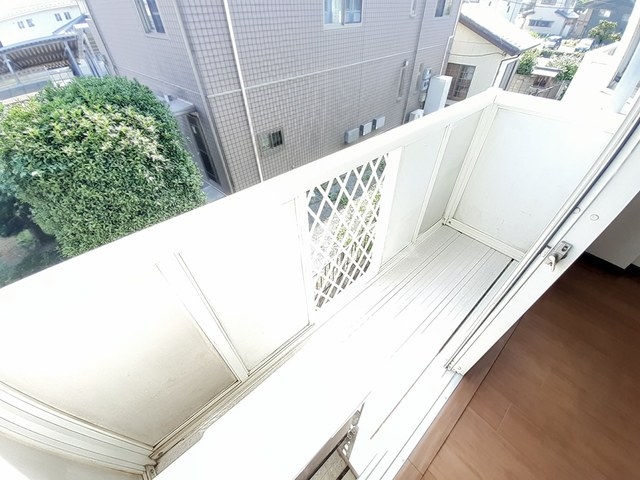 13/21 バルコニー