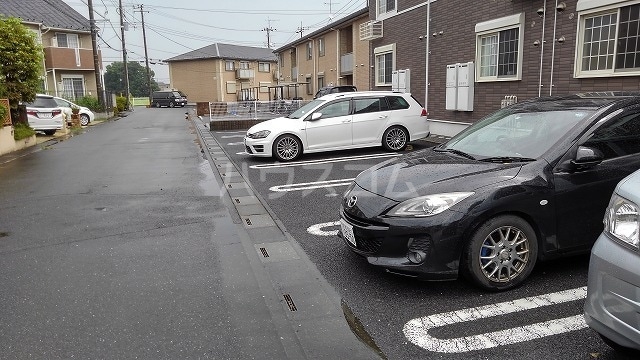 19/25 駐車場