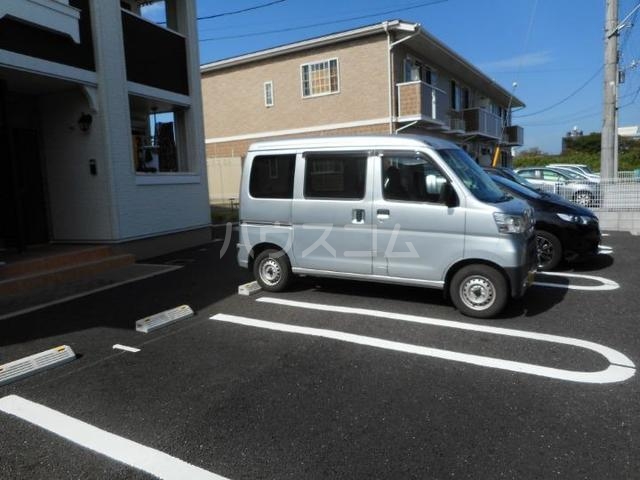 14/20 駐車場