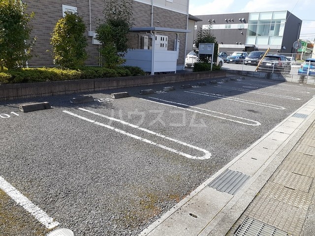 2/10 駐車場