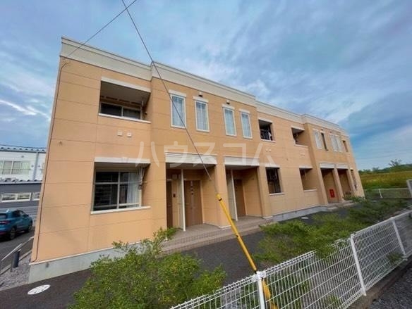 27/30 エントランス