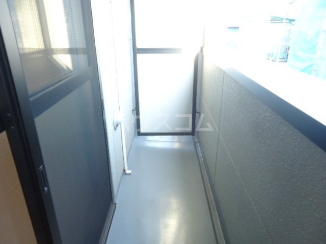 19/23 バルコニー