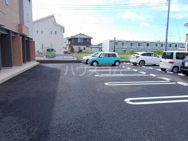 14/20 駐車場