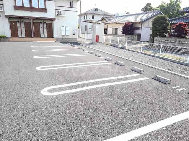 2/8 駐車場