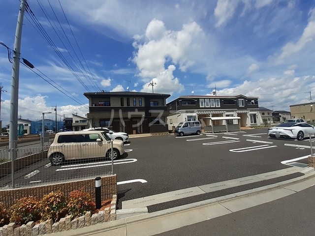 14/20 駐車場