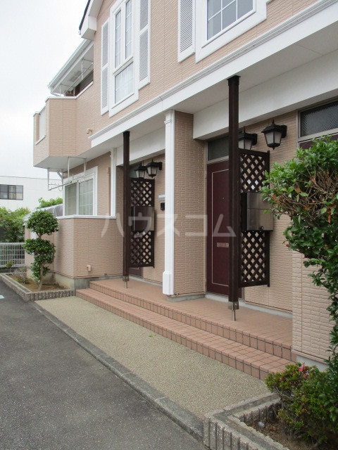 14/20 エントランス