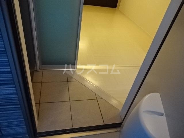 16/26 エントランス