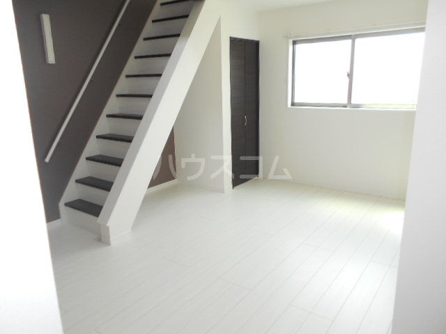 14/27 バルコニー