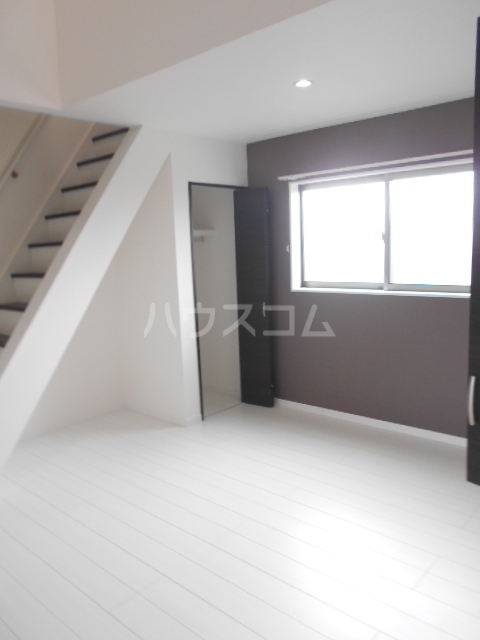 15/28 バルコニー