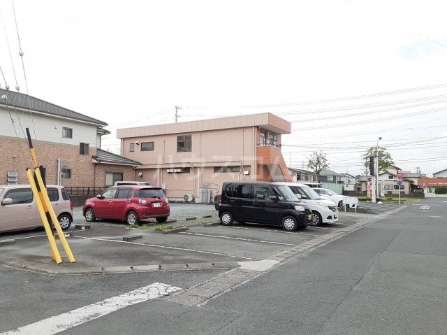 14/21 駐車場