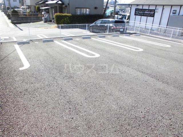 15/21 駐車場