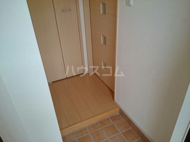 13/20 エントランス