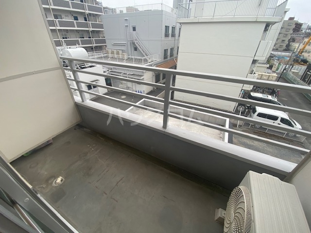 17/29 バルコニー