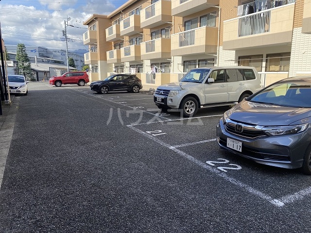 2/10 駐車場