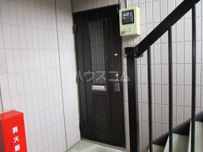 14/14 エントランス