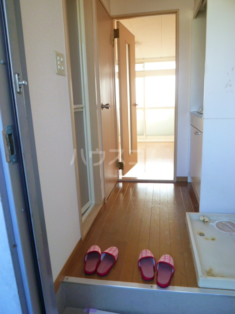 5/22 玄関