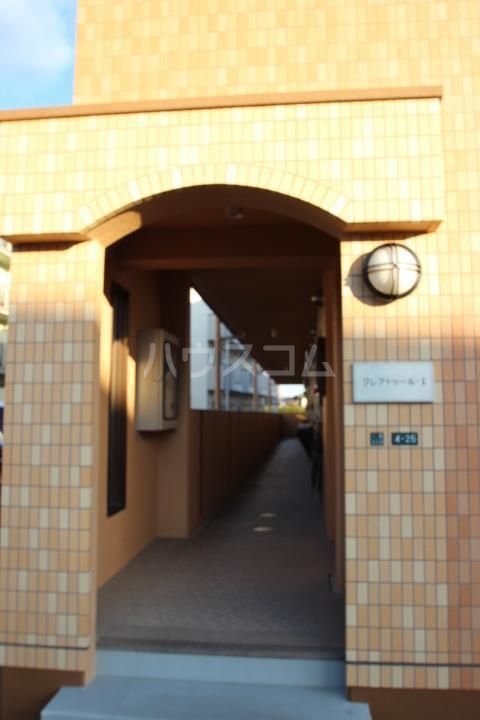 16/25 エントランス