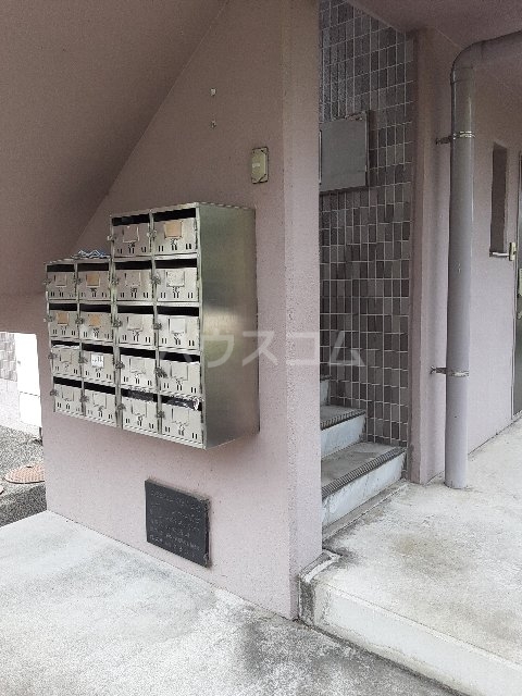 16/18 エントランス