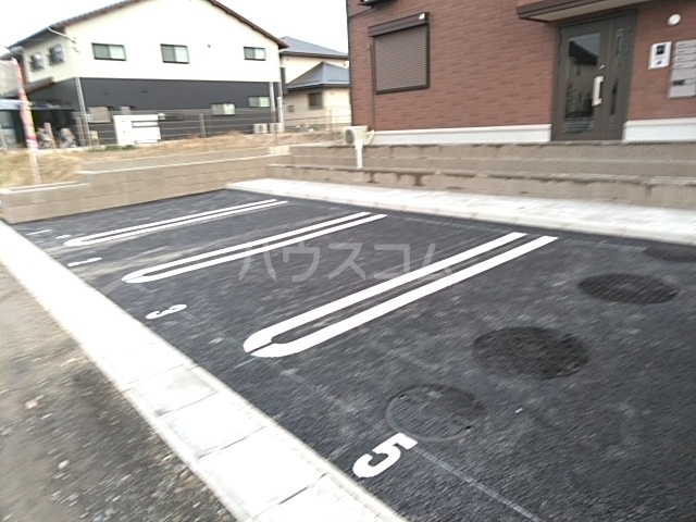 19/24 駐車場