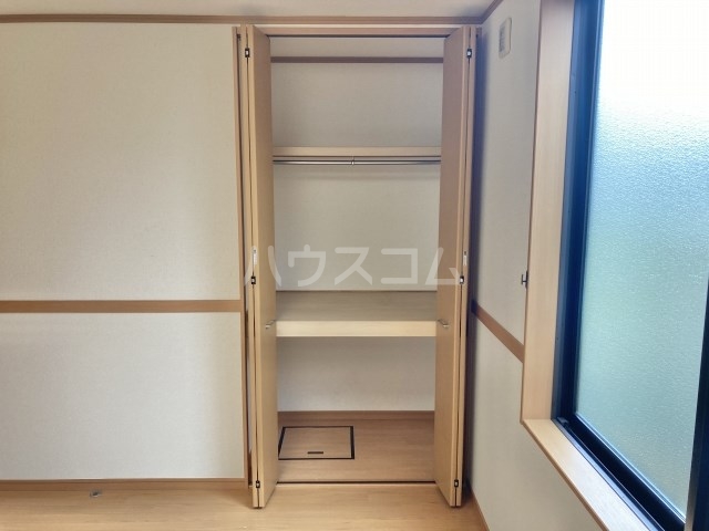 13/30 収納
