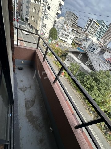 20/27 バルコニー