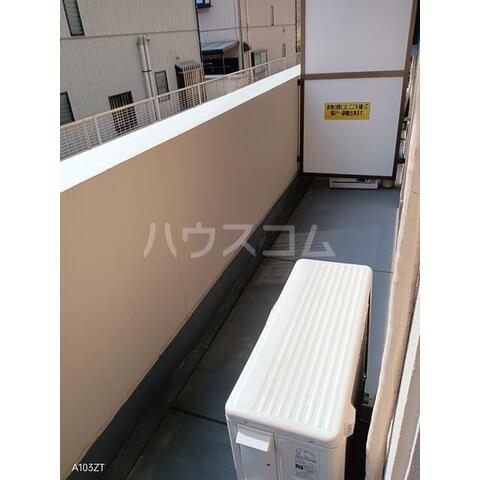 19/26 バルコニー