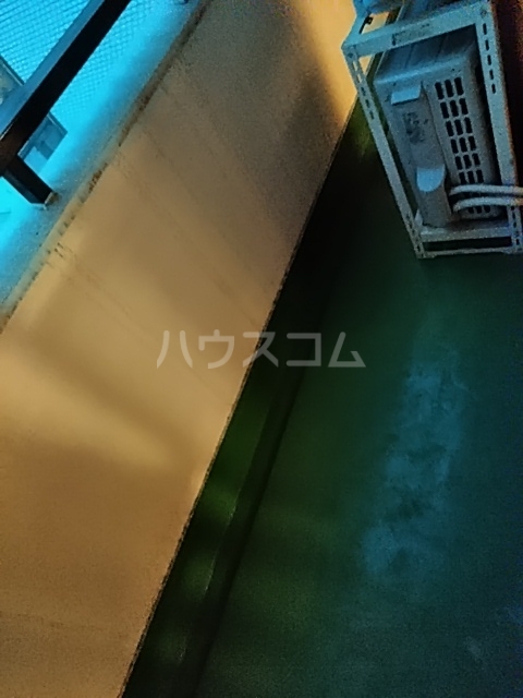 21/30 バルコニー