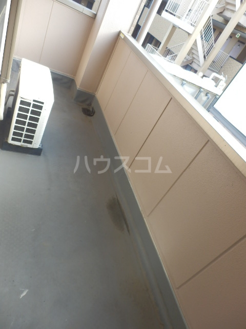 13/30 バルコニー