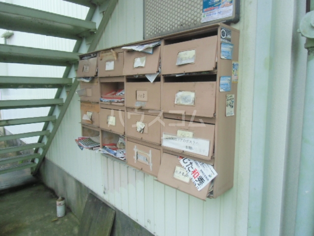 25/28 エントランス