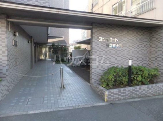 13/23 エントランス