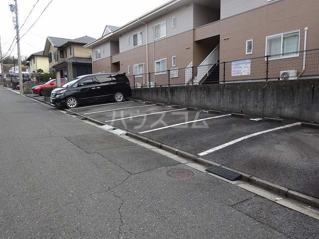 14/20 駐車場