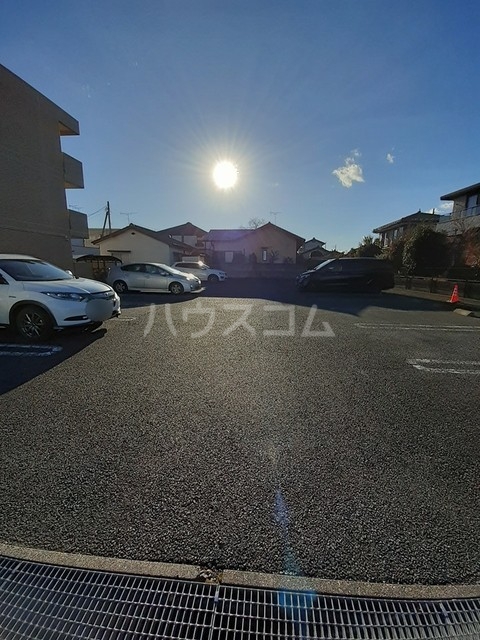 15/27 駐車場